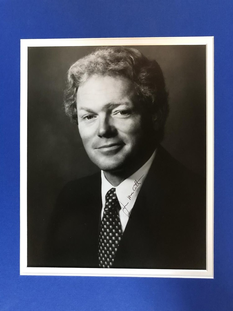 Jim MacArthur- Signed Matted Photo