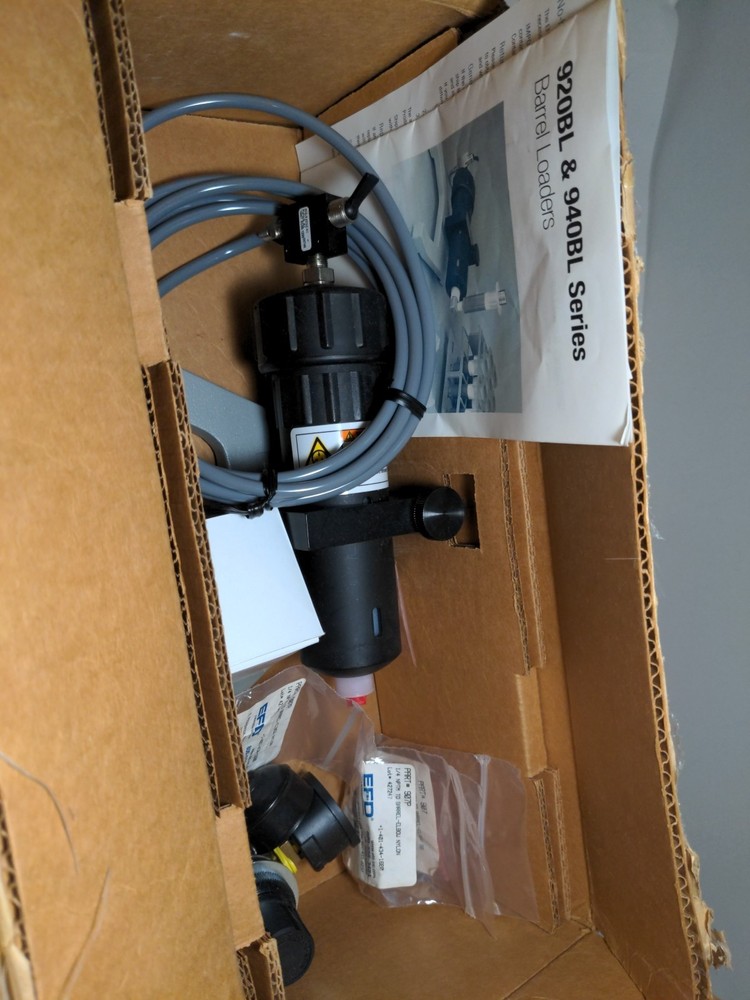 Nordson EFD 920BL  Barrel Loader 12oz