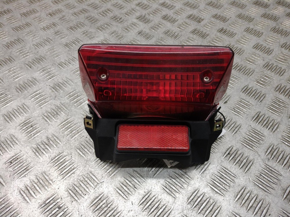 2010 YAMAHA YBR 125 ED Rear Tail Light