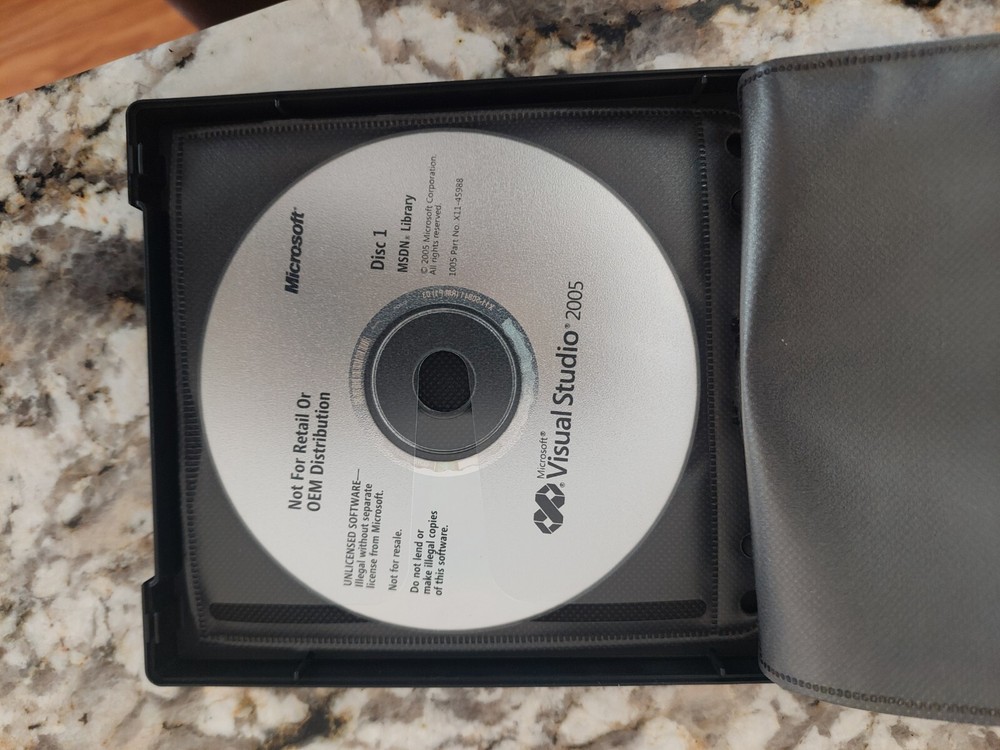 Microsoft Visual Studio 2005 Standard 5 Disc Set - w/ Key