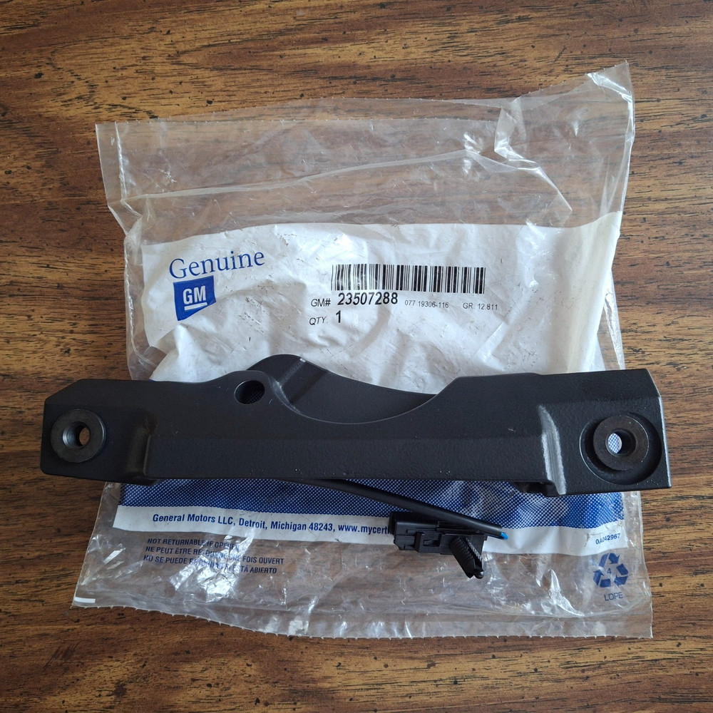 Genuine GM F Striker 23507288