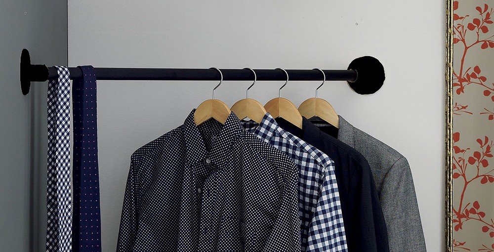 43" Iron Wardrobe Assistant Corner