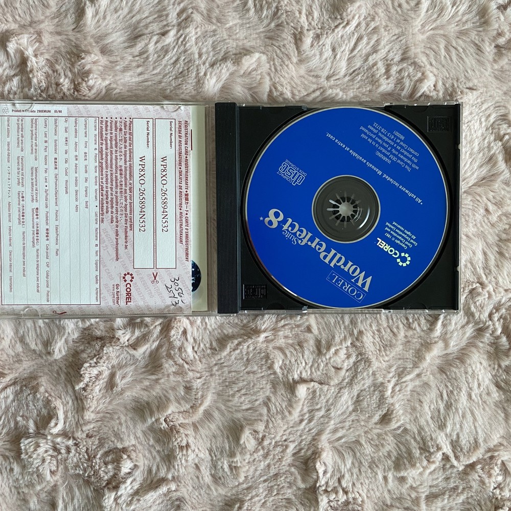 Corel WordPerfect Suite 8 1997 Software Disc