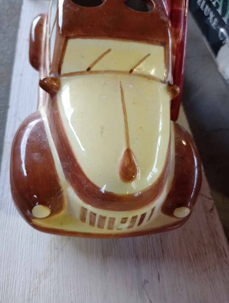 No Boundaries Studebaker Toothbrush Holder