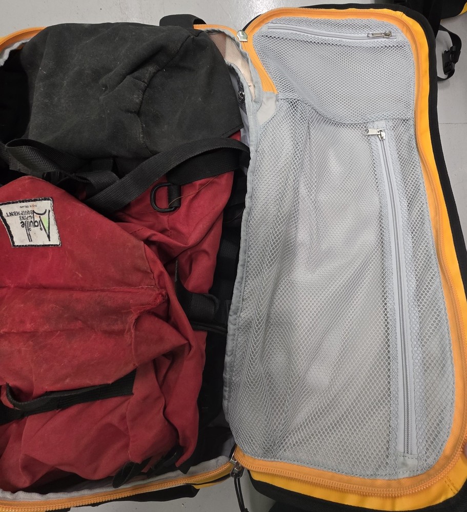 Thule | Chasm Duffel Bag | 70 Litres |Yellow & Black