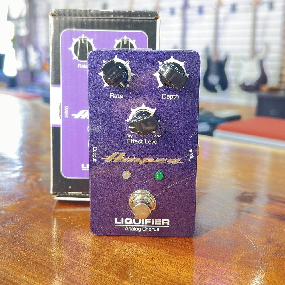 Ampeg Liquifier Analog Chorus Pedal