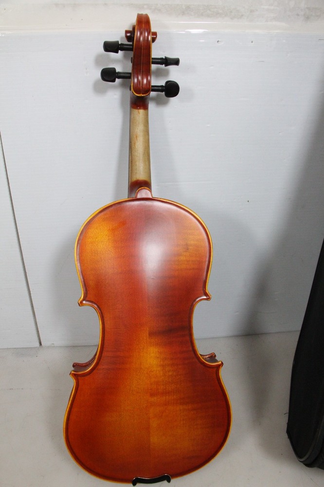 Bellafina Sonota Violin 1/2 with Case