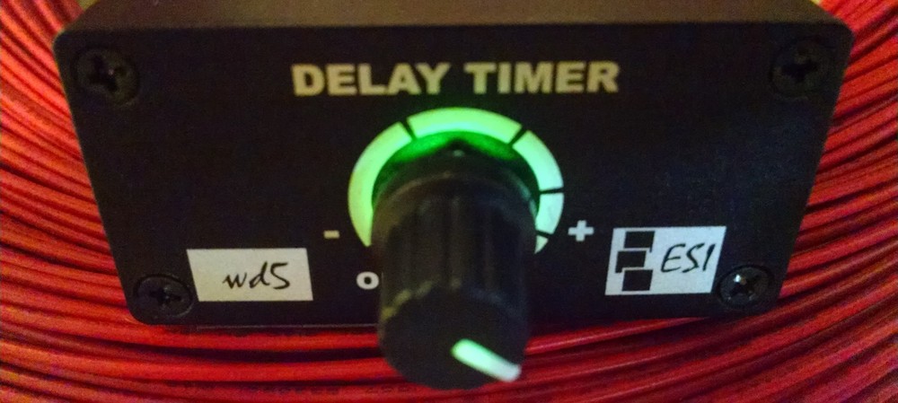 WIPER DELAY SWITCH WITH 2-30 SECOND DELAY UNIVERSAL FIT USE WITH 24 VOLT WIPERS