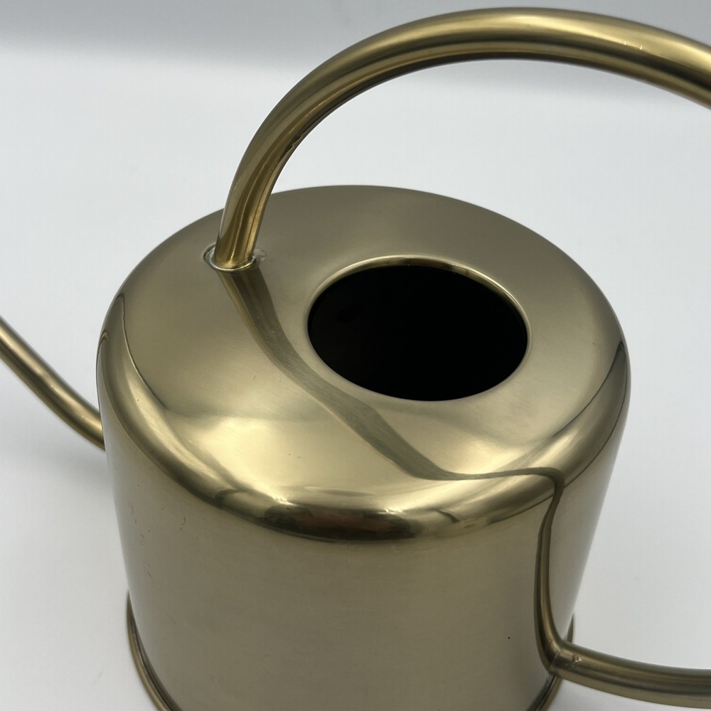 💧Loop Handle Metal Watering Can with Long Spout Brass Color