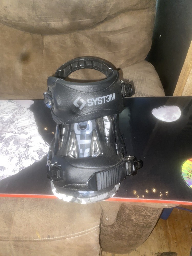BRAND NEW Mens System Snowboard