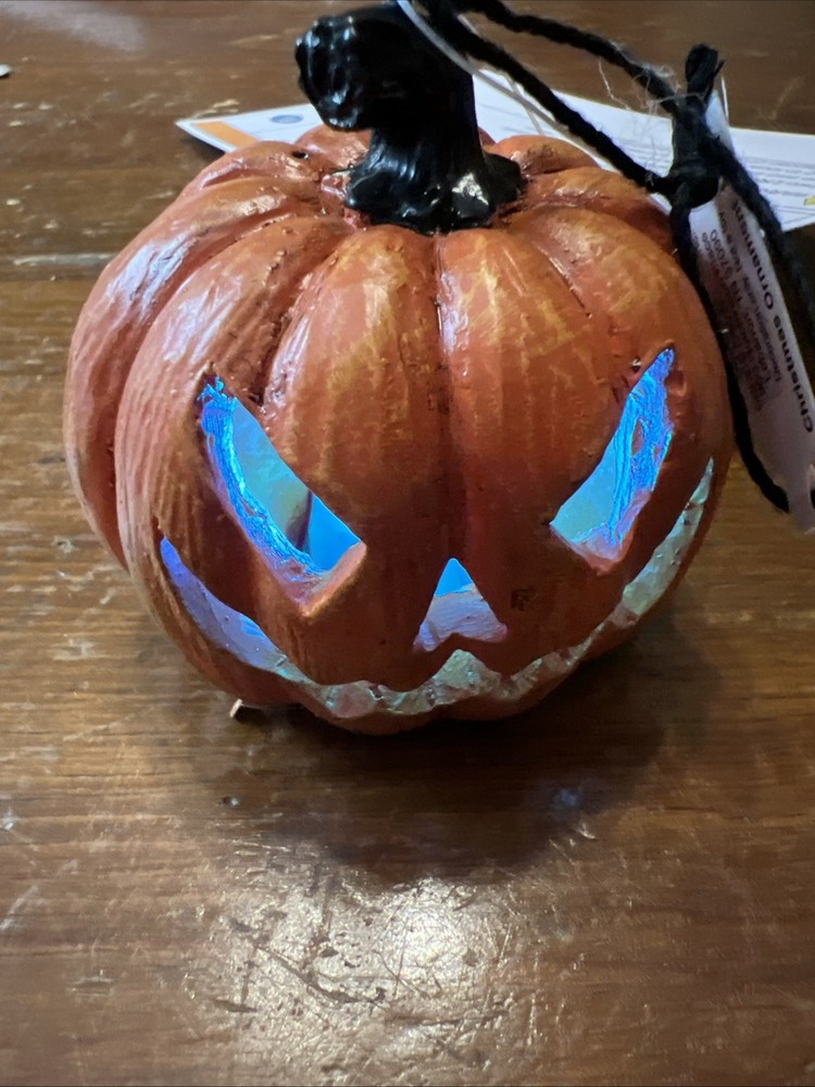 Cracker Barrel LED Light Up Color Changing Jack O Lantern Pumpkin Ornament