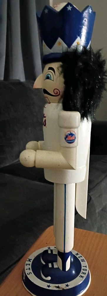 Mets Nutcracker