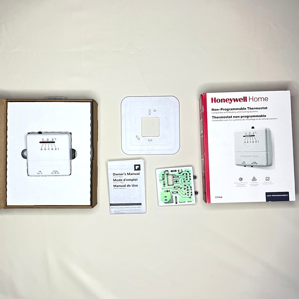 Honeywell CT31A1003 Non-Programmable Thermostat – Classic Cool Control Open Box