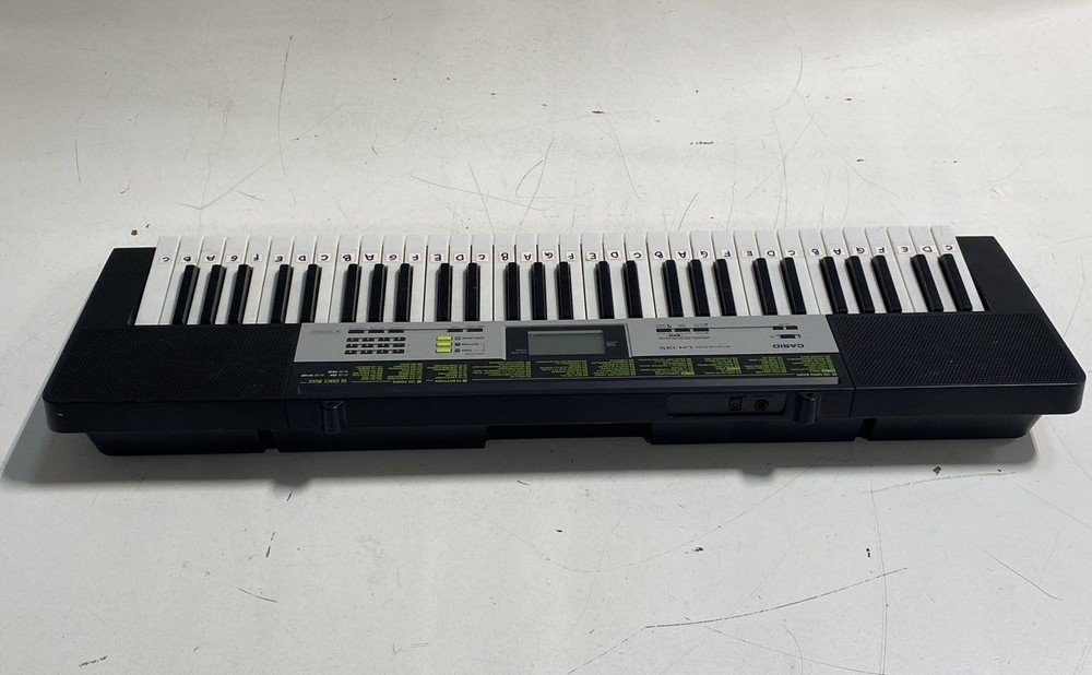 Casio 61 keys Electronic Keyboard