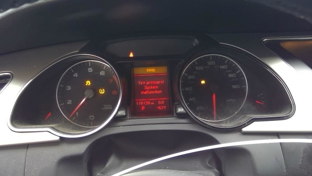 AUDI A5 2012 High Mounted Stop Light 5585765