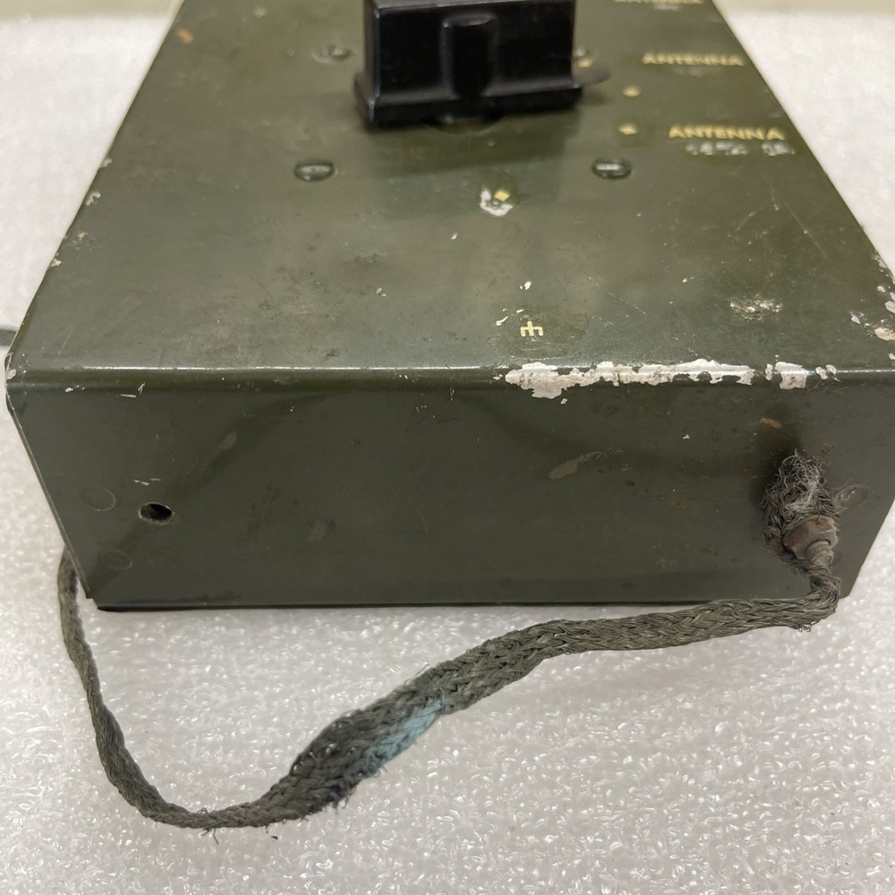 Interconnecting Relay/ Antenna Box Military Electronics