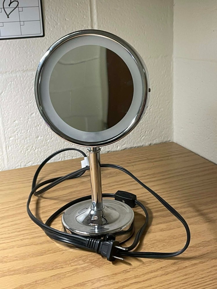 Round Chrome Lighted Vanity Makeup Mirror Tabletop Plug-In Stand