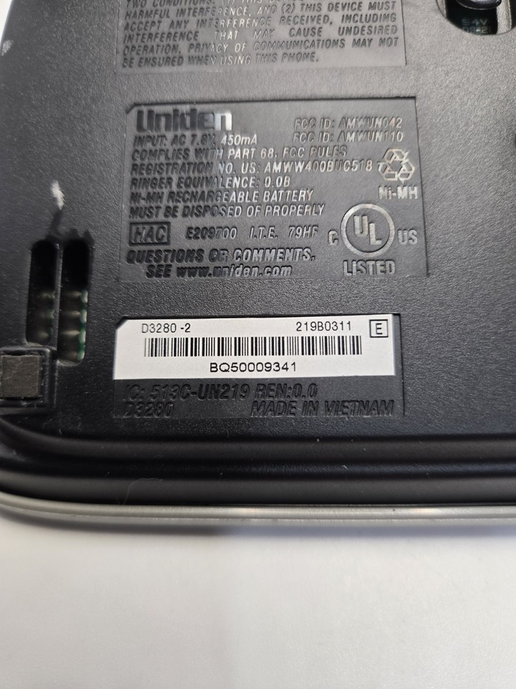 Uniden DECT 6.0 D3280 Phone With Digital Answering System