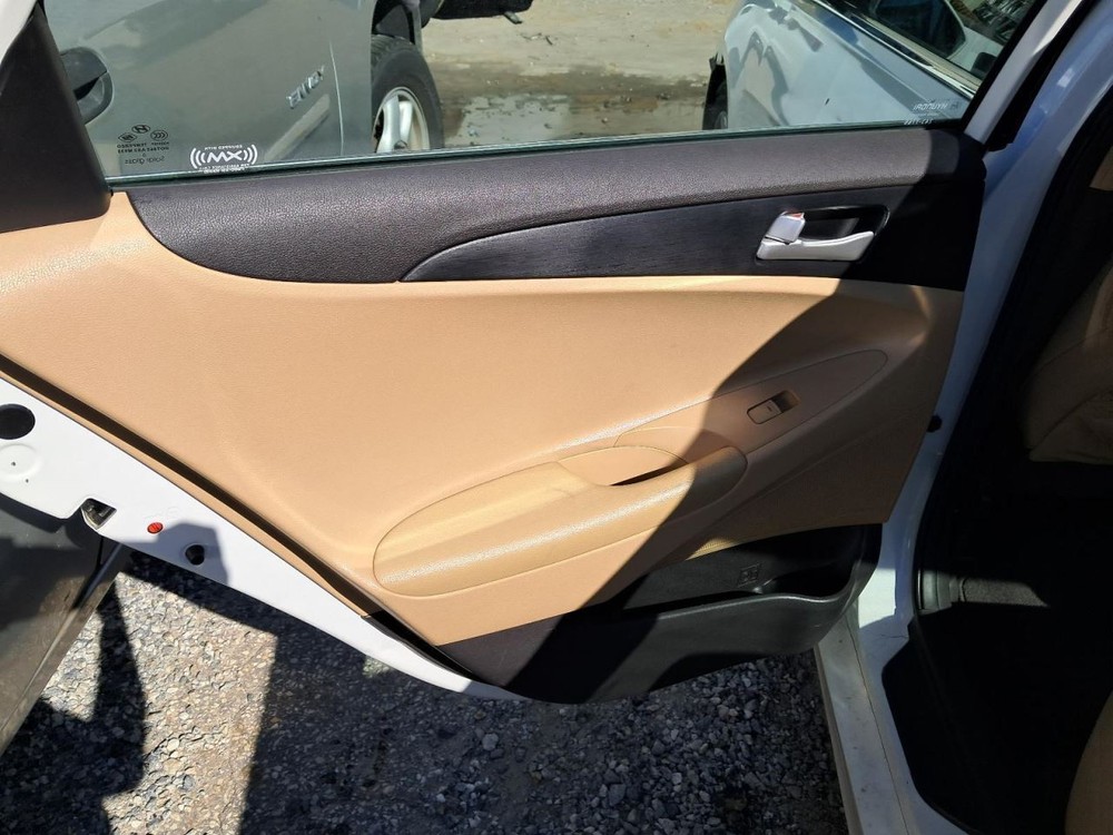Engine ECM Electronic Control Module Left Hand Under Hood Fits 11 SONATA 4856342