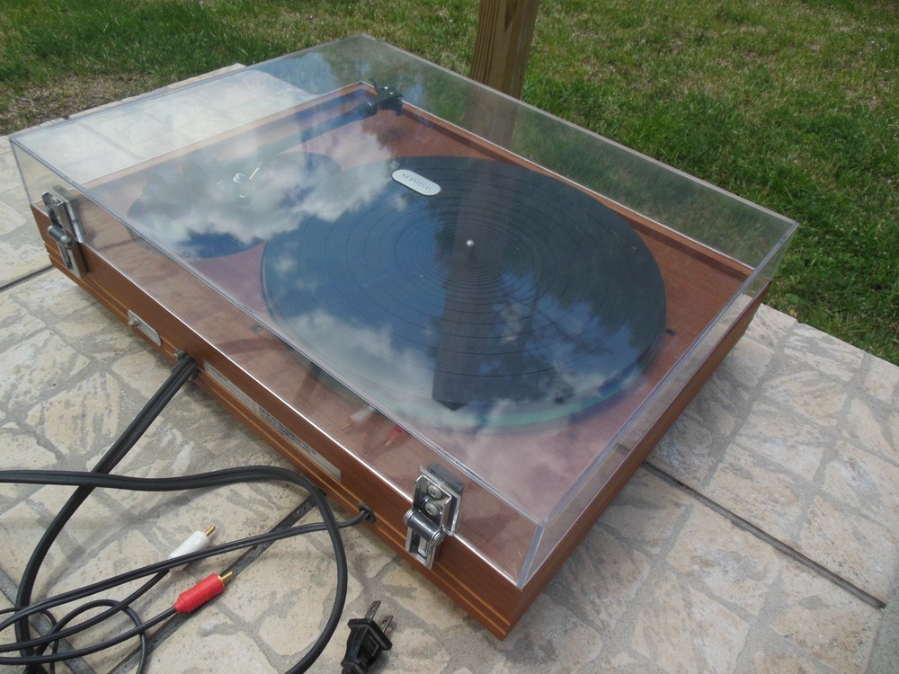Systemdek IIX Turntable with Profile Arm