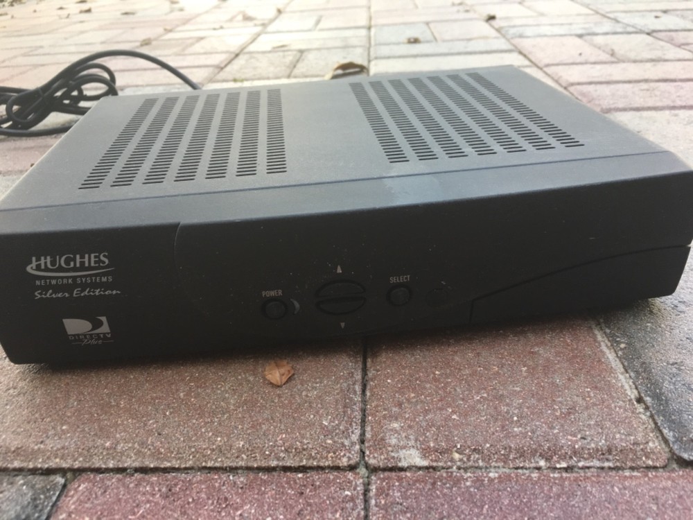 Hughes Network Systems Silver Edition Direct TV Plus Digital Satellite Receiver