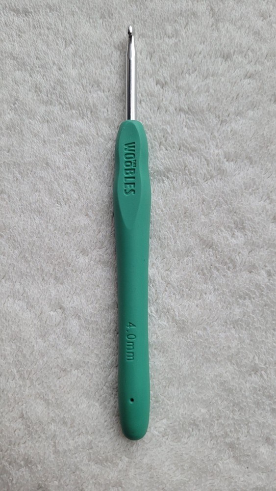 Preowned Iris Wooble Ergonomic Crochet Hook