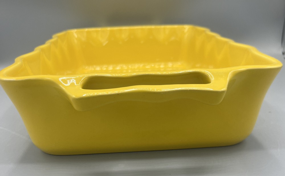 Bright Yellow APPOLIA FRANCE Wavy Rectangular Baker