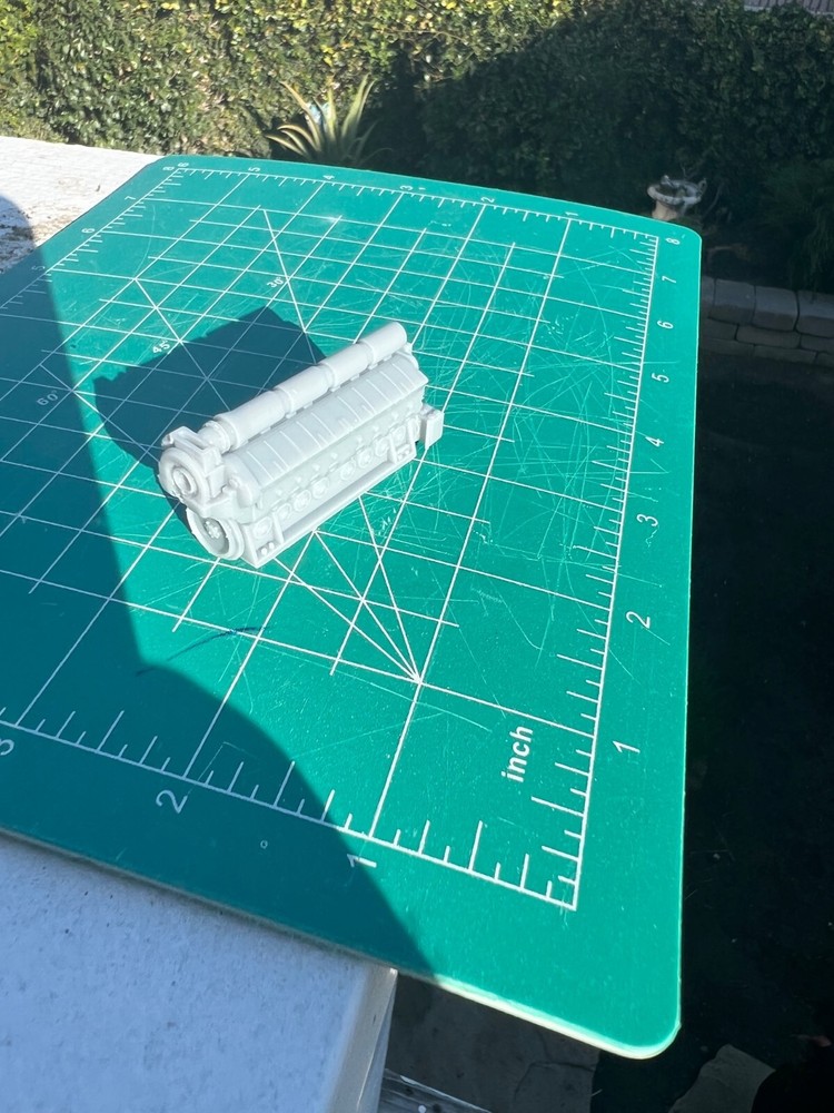 HO scale EMD 710 - 16cyl