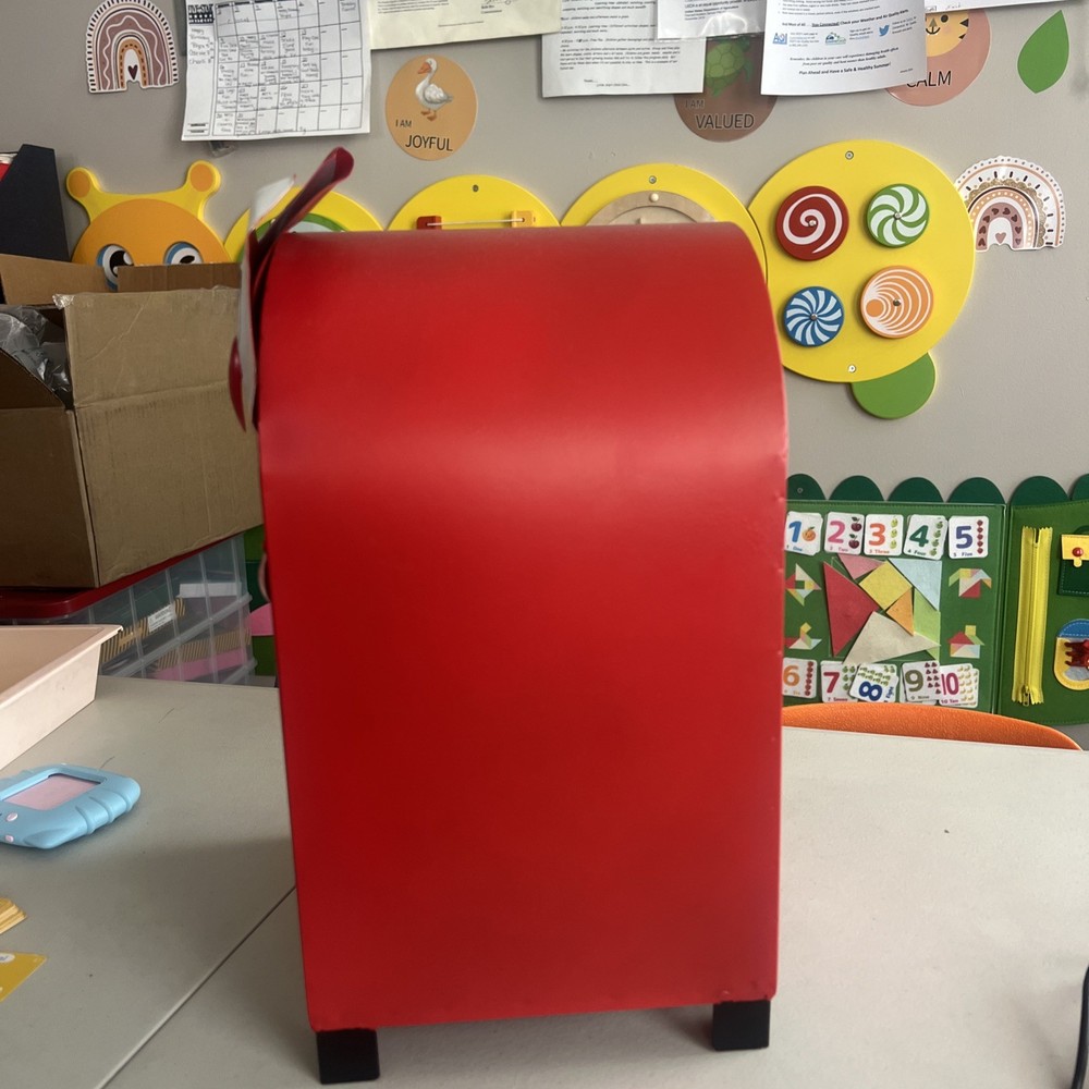 Metal Valentine Mailbox Decor