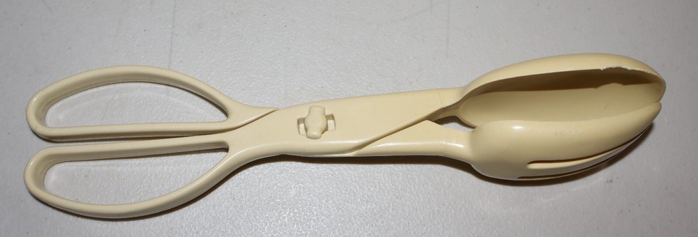 Vintage Plastic Spoon Fork Salad Tongs