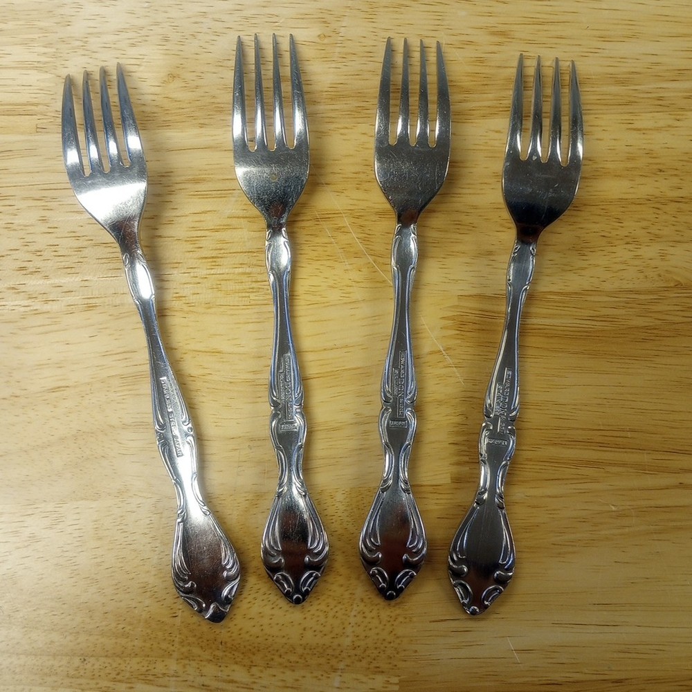 Vintage Edward Don Co stainless flatware 4 Dinner Fork Similar To Catata Pattern