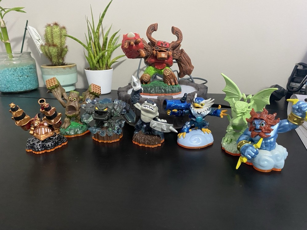 Skylanders Giants Bundle + Portal