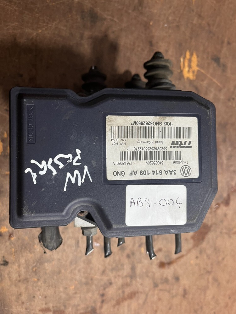 VOLKSWAGEN PASSAT ABS PUMP MODULE 3AA614109AF