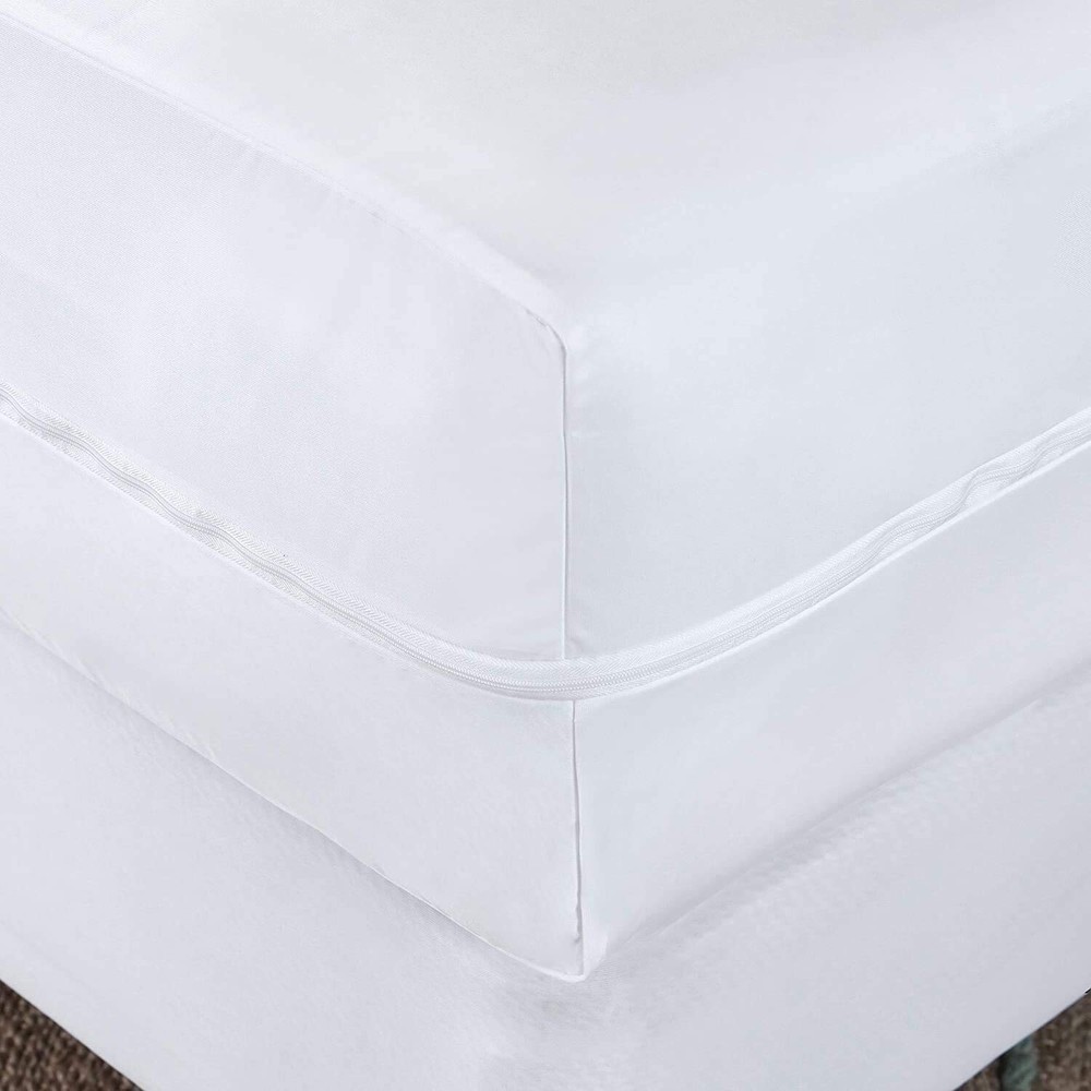 Guardmax Zippered Mattress Protector - RV Size - 100% Waterproof and Bed Bug ...