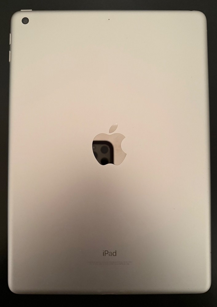 Apple Ipad 6th generation 128gb wifi
