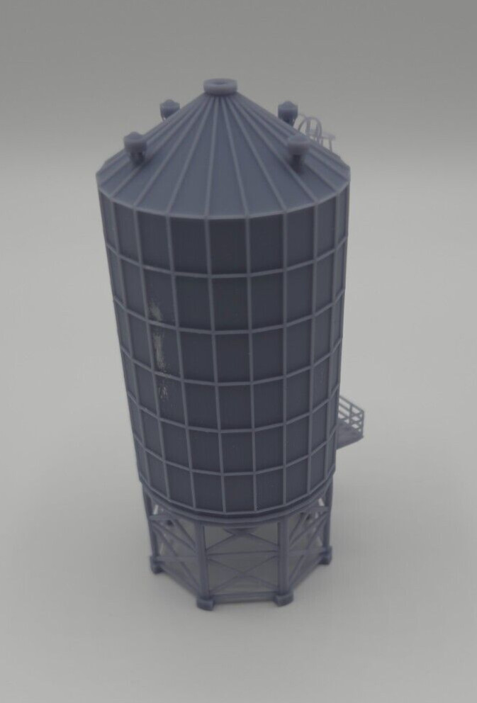 N Scale Industrial Silo 1:160