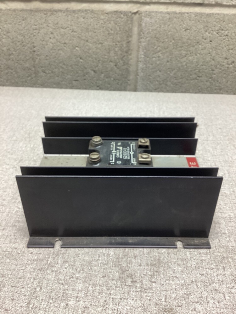 Gordos G480D50 Solid State Relay with base. #101H72FML