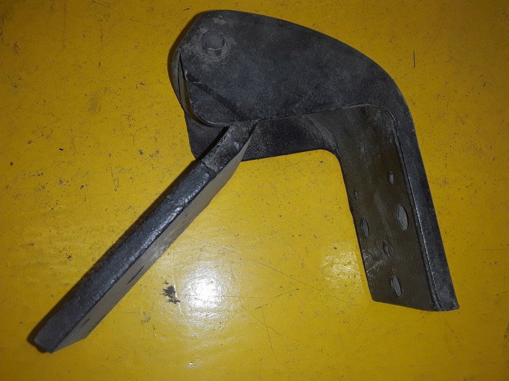 SOSS HEAVY TRUCK HINGE SUPPORT LU