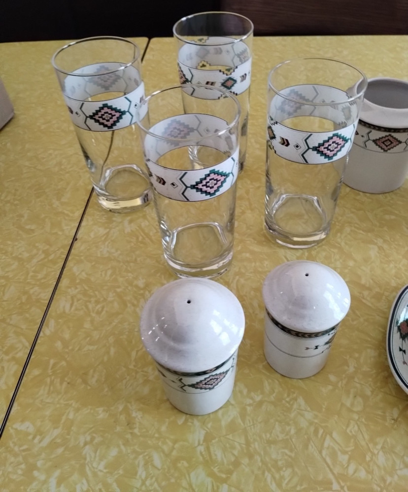 Studio Nova Adirondack Pattern Dinnerware Set Sold Separately - Make Offer 4 Lot