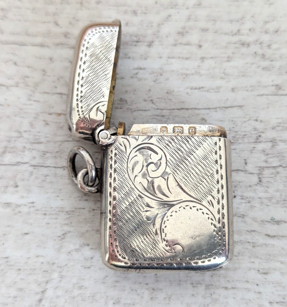 Silver Vesta Case 1904 Birmingham Assayed Hallmarked 34mm x 63mm