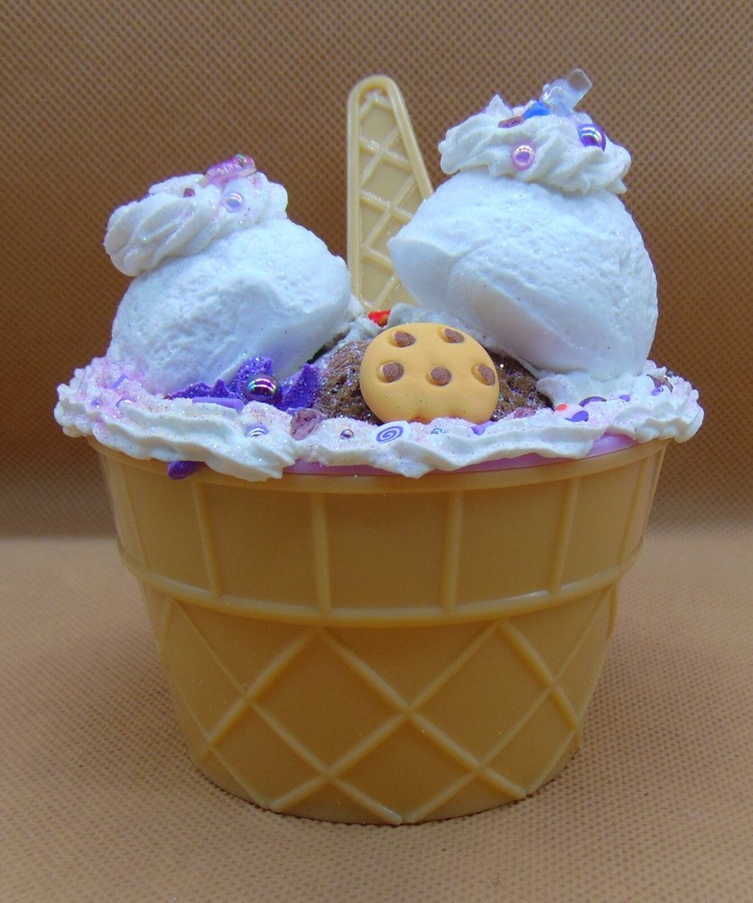 "Chocolate and Vanilla" Fake Bake Ice Cream Cup