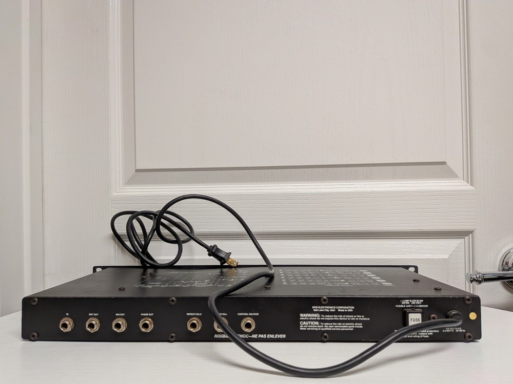 Vintage Digitech RDS 900 Delay Chorus Flange Rack Guitar Processor - WORKING