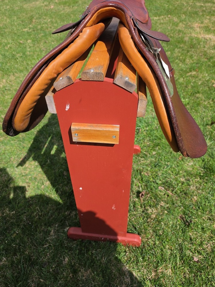 English Saddle