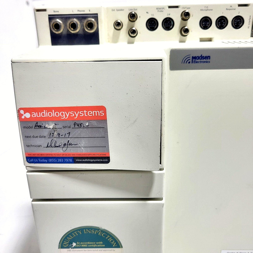Madsen Aurical Audiometer 8-02-950 S/N: 94500 Control Panel