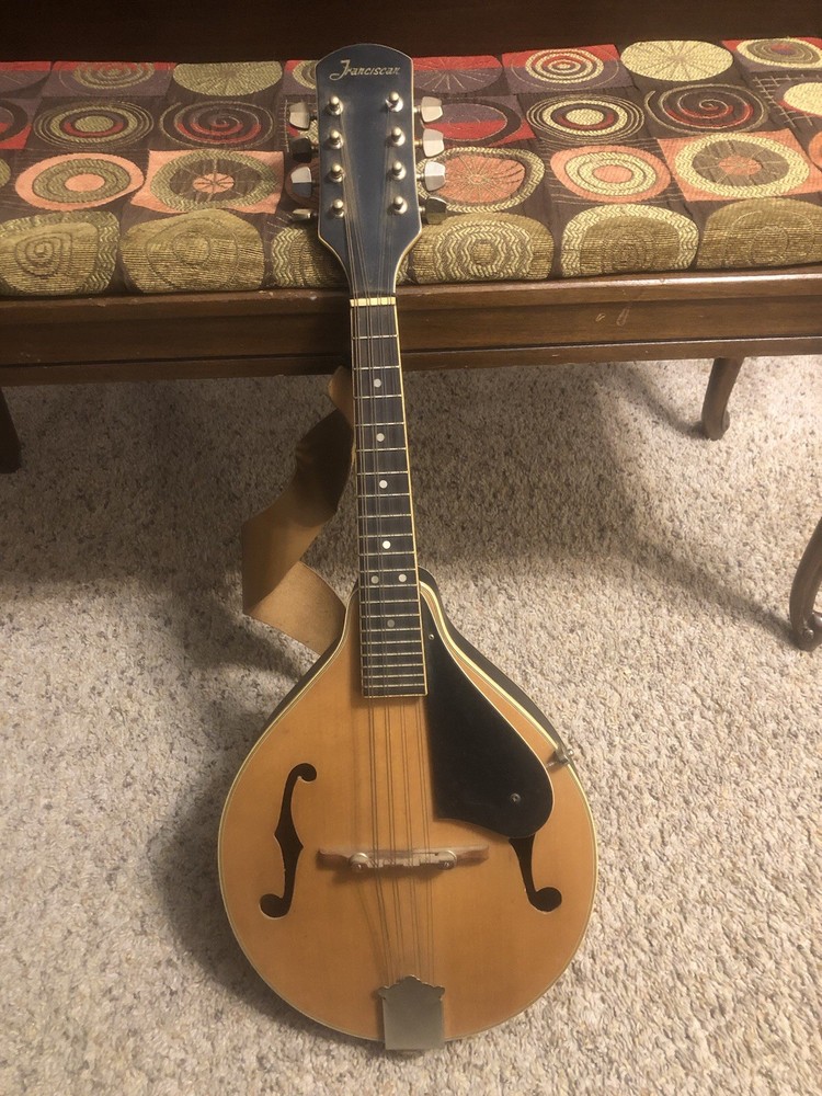 Mandolin