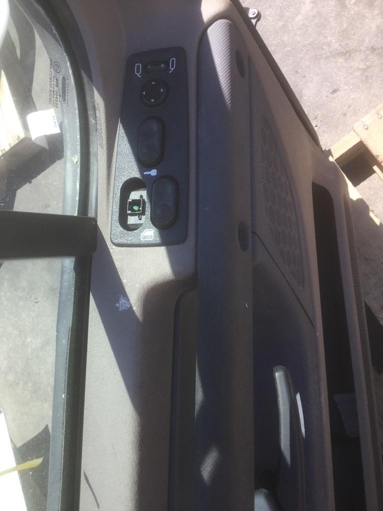 For 2017 FREIGHTLINER CASCADIA 113-125 DOOR ASSEMBLY Left , MD