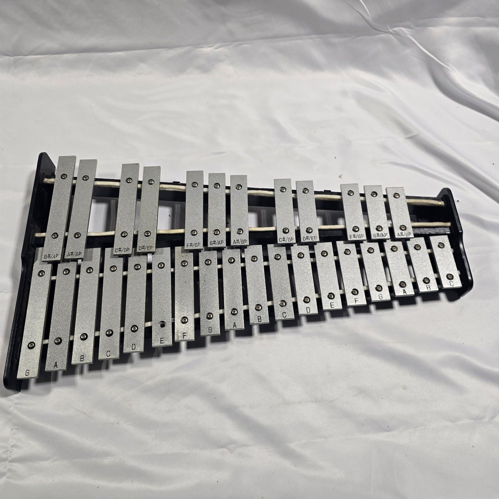 Pre-Owned Pearl Xylophone Student 24" Band