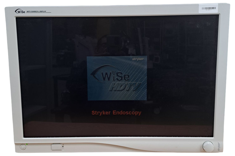 STRYKER 26" WISE HD FLAT PANEL SURGICAL DISPLAY, NO POWER SUPPLY