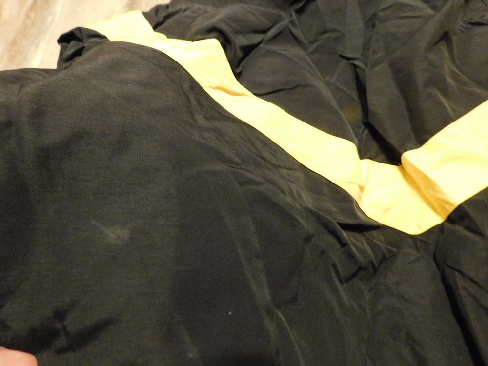 US ARMY APFU JACKET SIZE SMALL - REGULAR