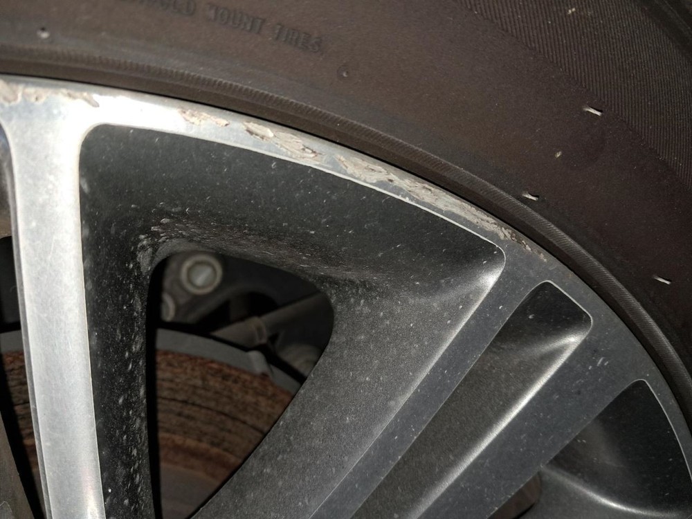 2015 KIA Cadenza Used Display Screen - No Anti-Theft Code, Reprogram Required